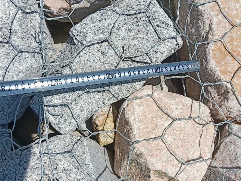 石籠網護墊