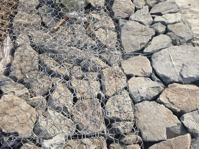 高爾凡石籠網